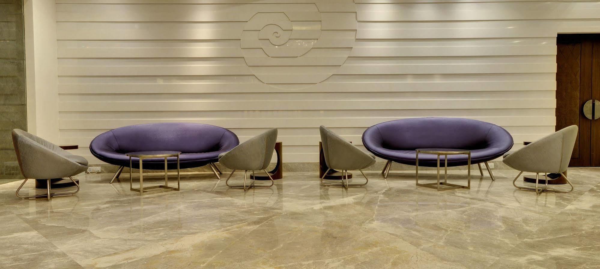 Hotel Platinum Rajkot Exterior foto
